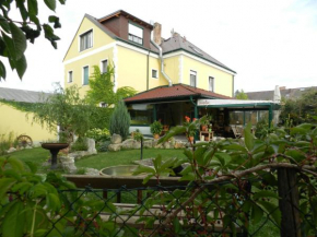Chalupub Gästehaus, Felixdorf, Österreich, Felixdorf, Österreich